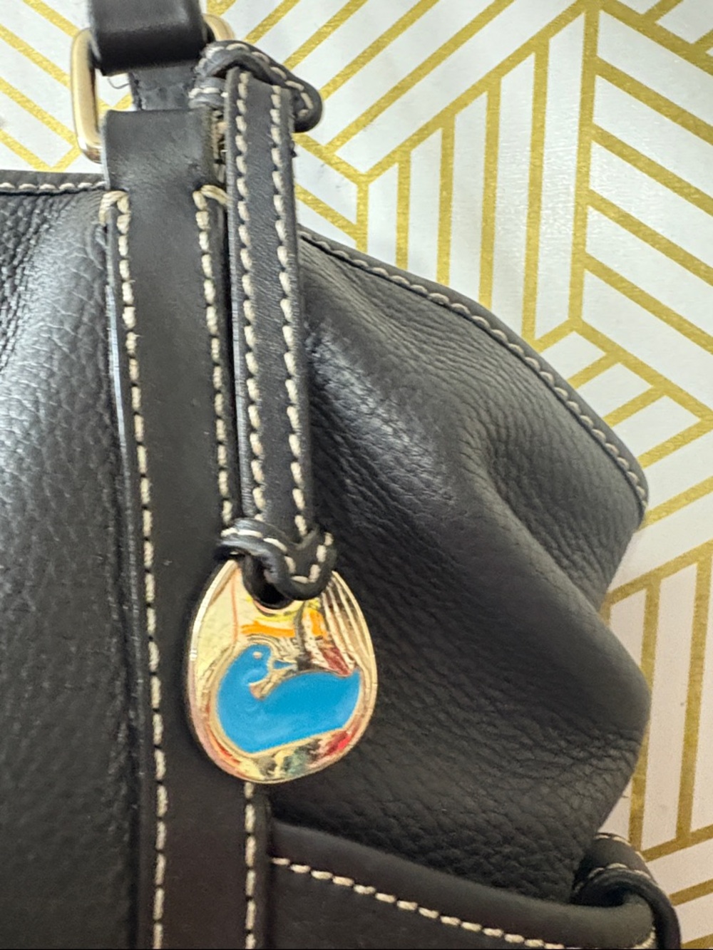 Dooney & Bourke Black Pebbled Leather Shoulder Bag - Picture 2 of 13